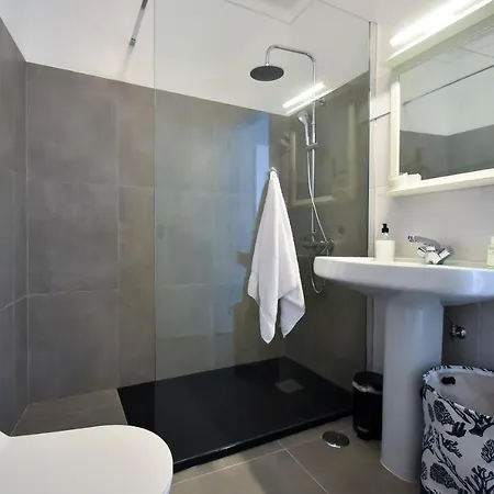 A Casa Na Foz ! West Is The ! Apartment *