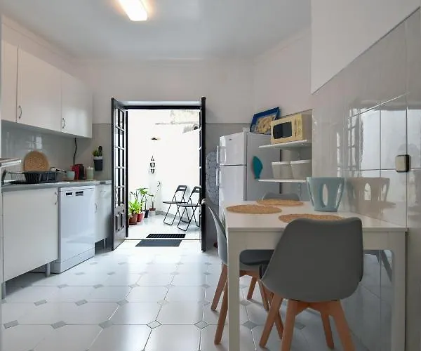 A Casa Na Foz ! West Is The !